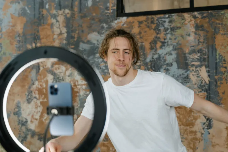 The Raw Deal: How Niche Creators Engineer the Illusion of Unfiltered Honesty